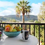 Dolphin Sea View 10 Керион